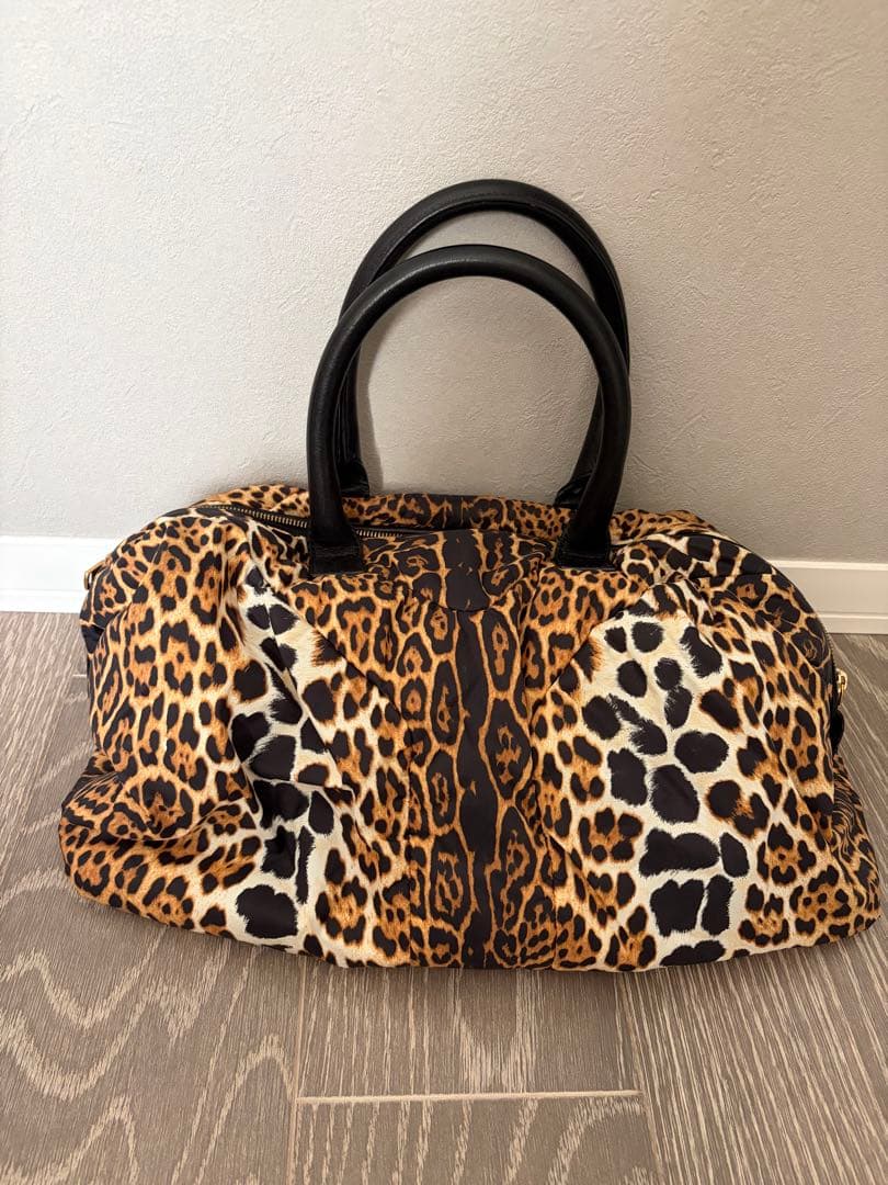 サンローラン　バッグ