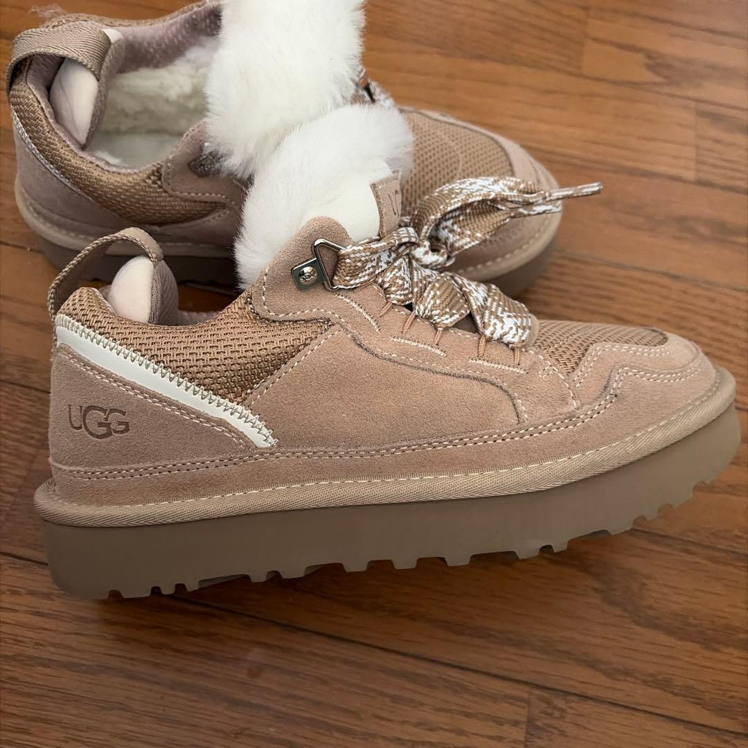 UGG ベージュ ムートンブーツ　スニーカー