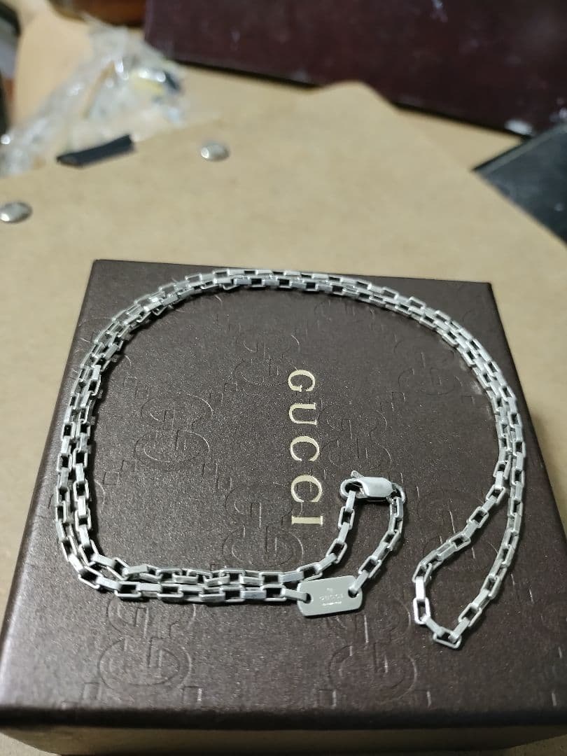 良好品 GUCCIグッチシルバー925チェーンネックレス イタリア製 高級感あり