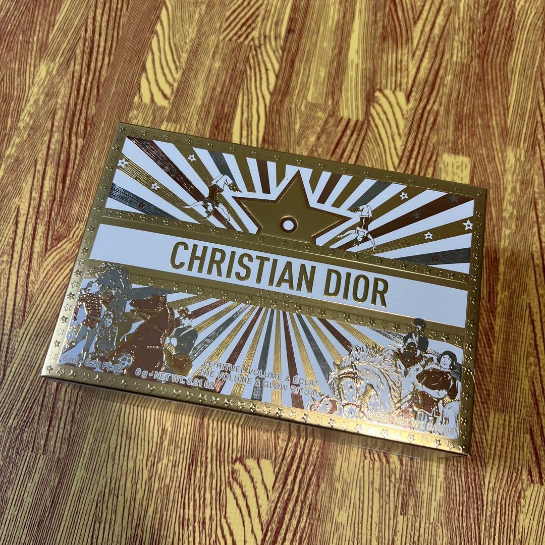 は*か様 DIOR　ディオール　ホリデー　メイクアップ　コスメ【新品未使用】