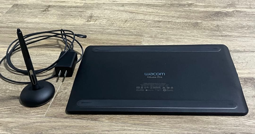 Wacom Intuos Pro M PTH-660/K0 ペンタブレット