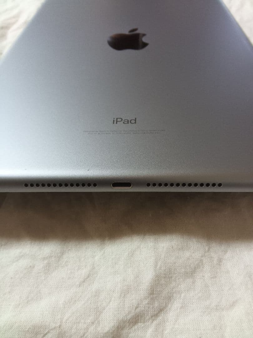 美品 iPad 第6世代 バッテリー88%