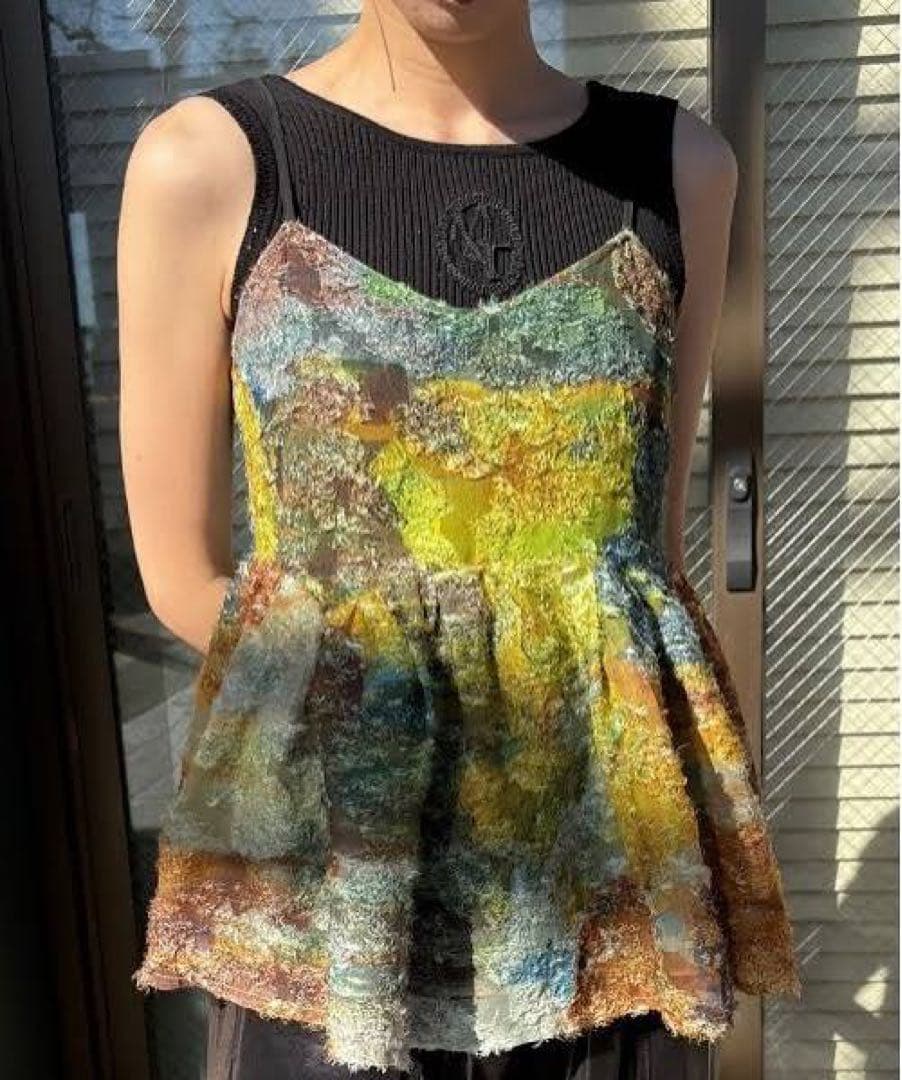 MEDI RACHEL FLUFFY ART CAMISOLE アメリ