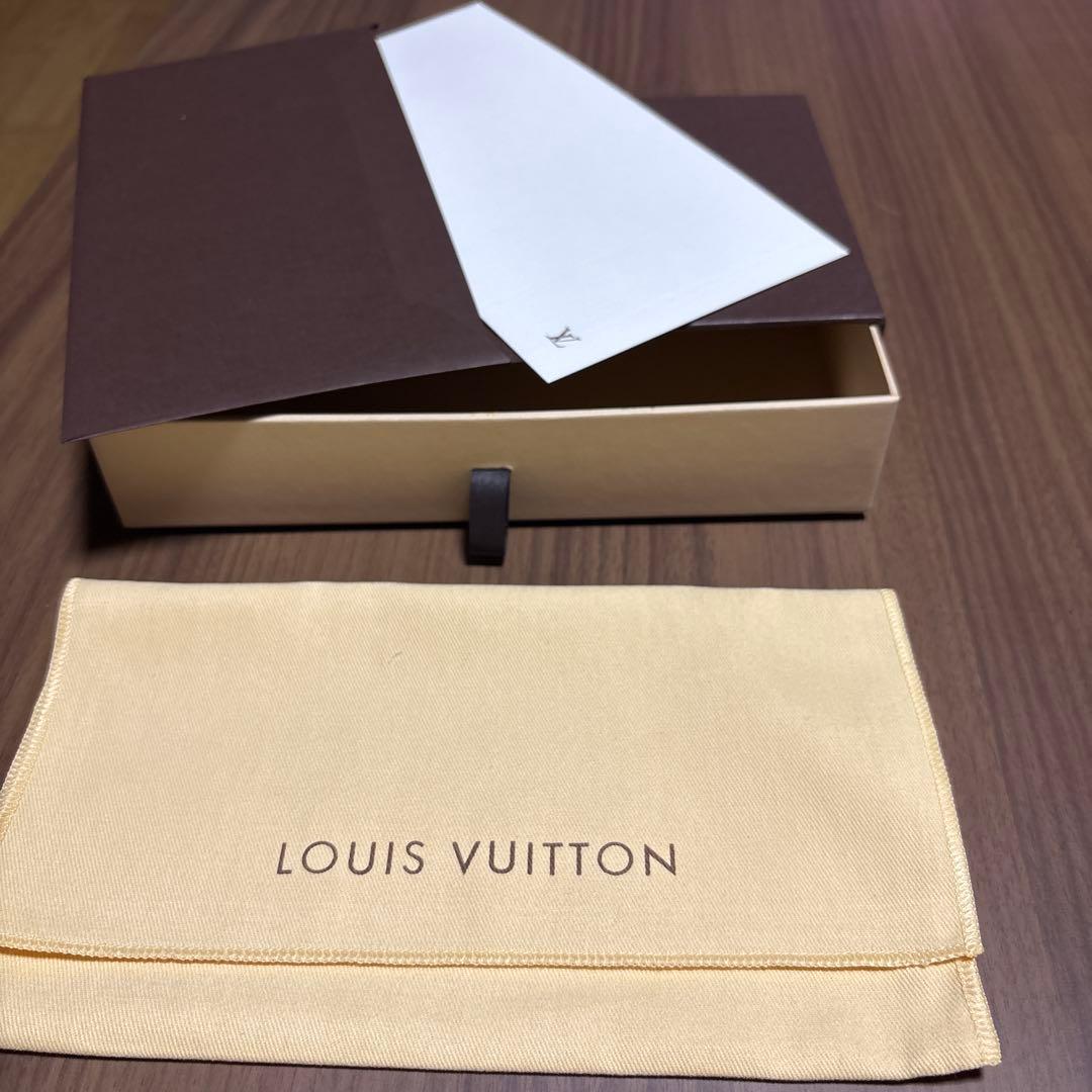 R*M様 ルイヴィトン　ダミエパターン ブラックレザー 長財布