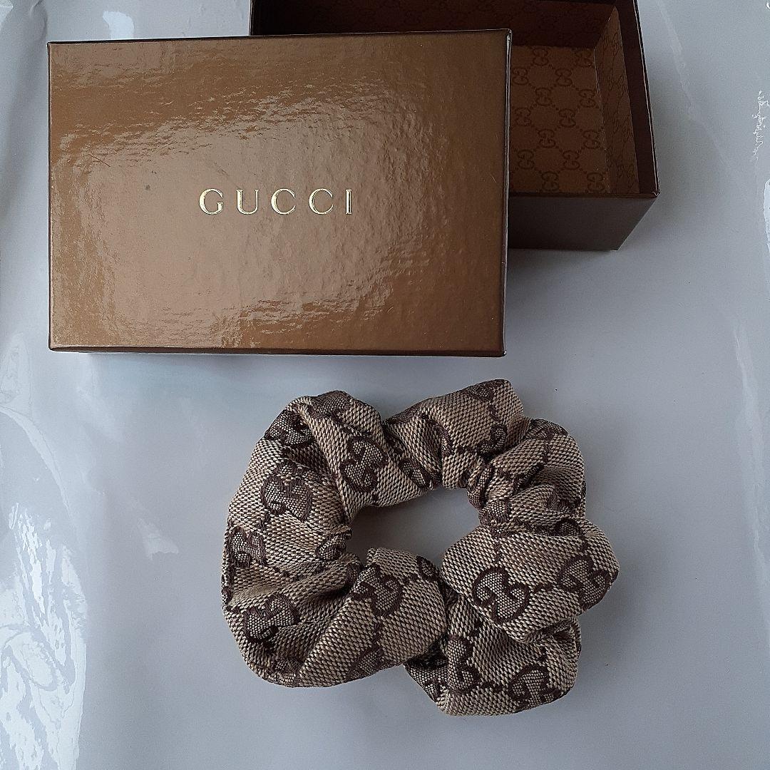 し*ー様 GUCCI グッチ ノベルティ シュシュ ブラウン ログパターン ヘア