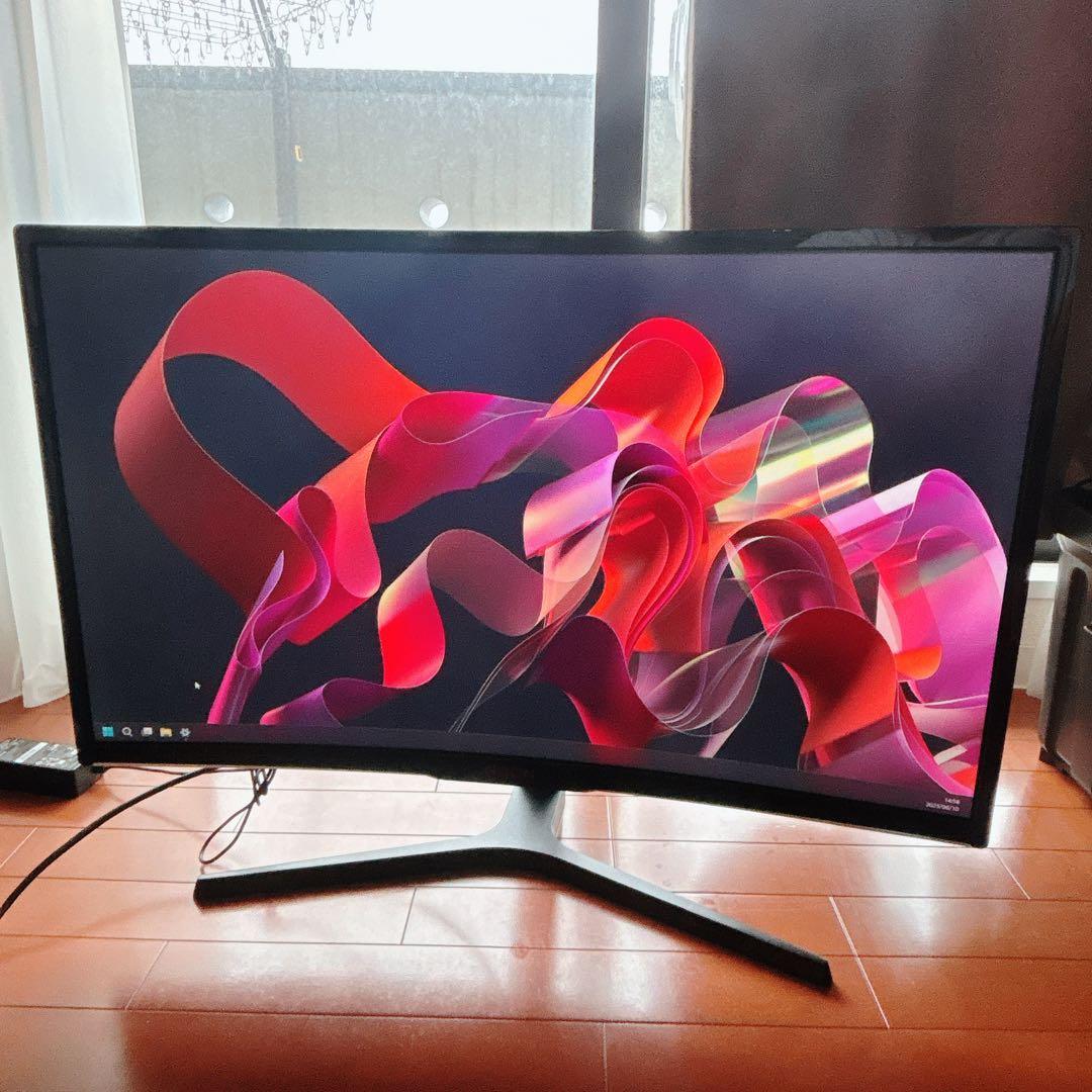 AOC AG322FCX 32インチ 湾曲ゲーミングモニター（144/VA）