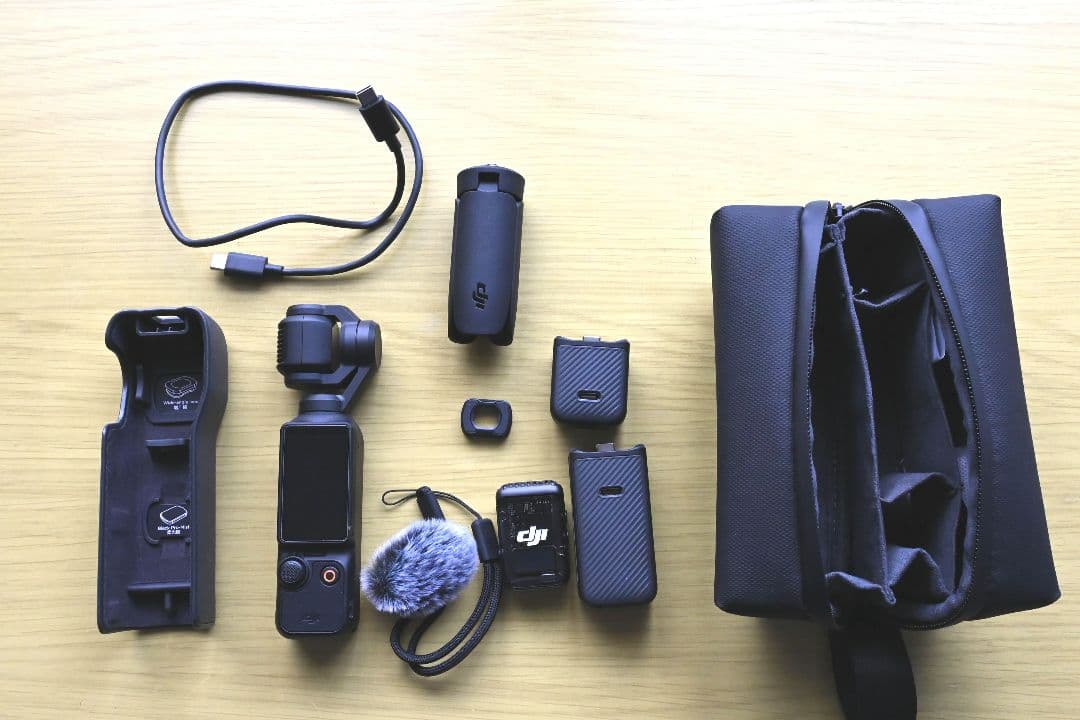 〈美品〉DJI Osmo Pocket 3 本体クリエイターコンボ