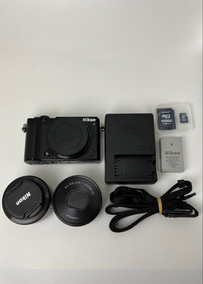 【返品保証・動作確認済】Nikon 1 J5 ブラック ダブルレンズキット