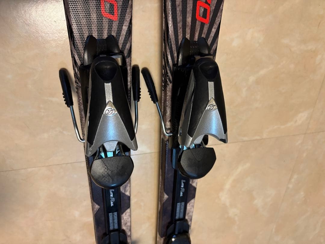 めぐみさん専用 HEAD カービングスキー板　オールラウンド　初中級者向き