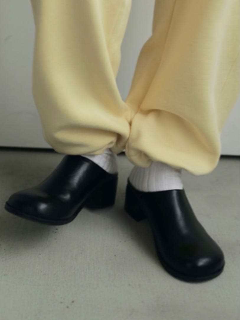 アンヌーク　ブラック サボ