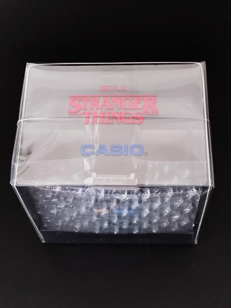 ストレンジャー・シングス コラボ モデル スタンダードウォッチ カシオ 時計