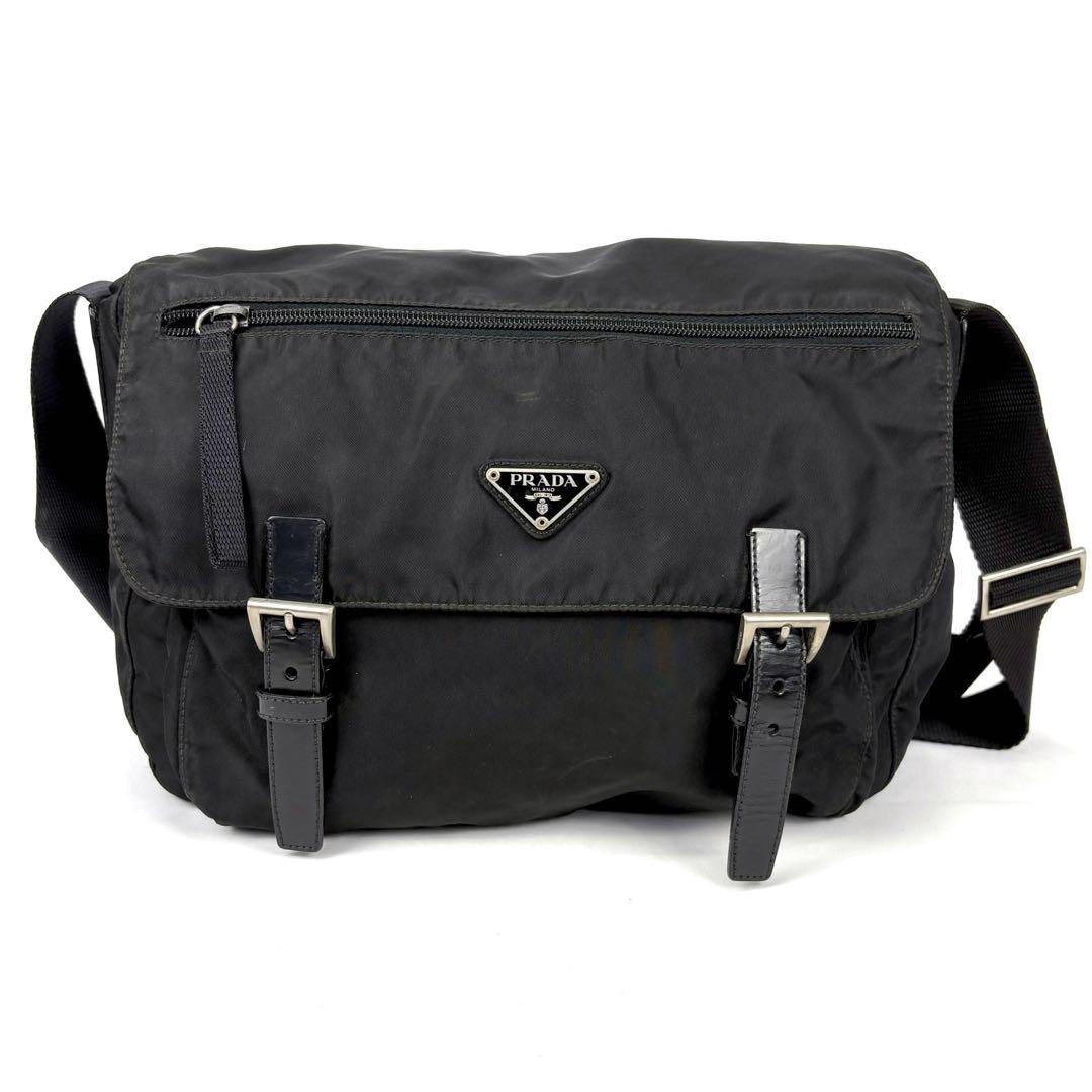 プラダ　PRADA メッセンジャーバッグ　トライアングルロゴ　ブラック　ナイロン
