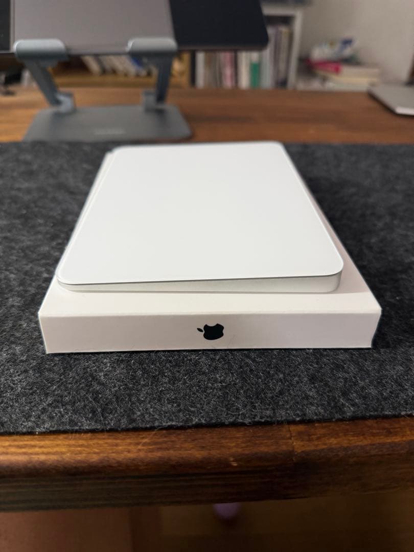 マウス・トラックボール Magic Trackpad MK2D3Z/A