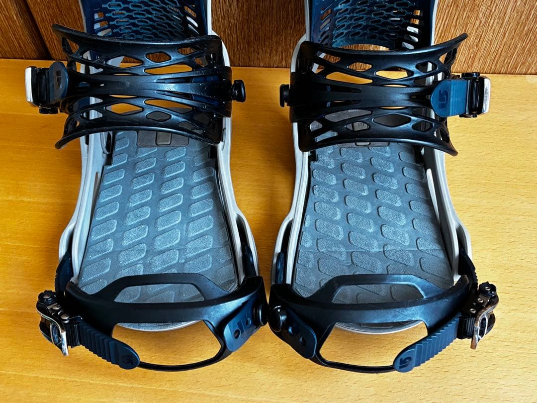 バートンBURTONバインディング【ジェネシスTT（M）】ゲンテンスティック等に