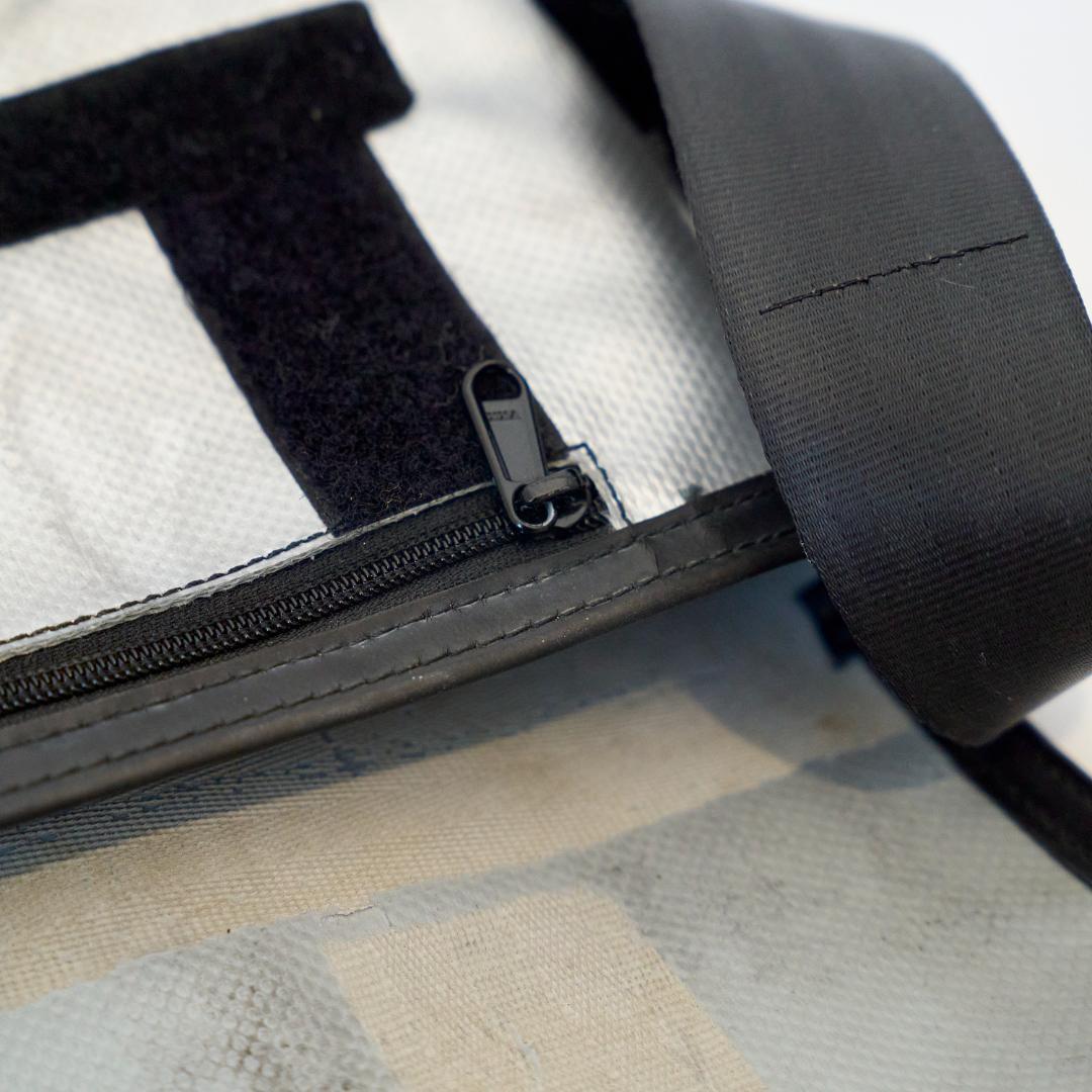 値下げ‪☆FREITAG F41 メッセンジャーバッグ シルバー/ブルー