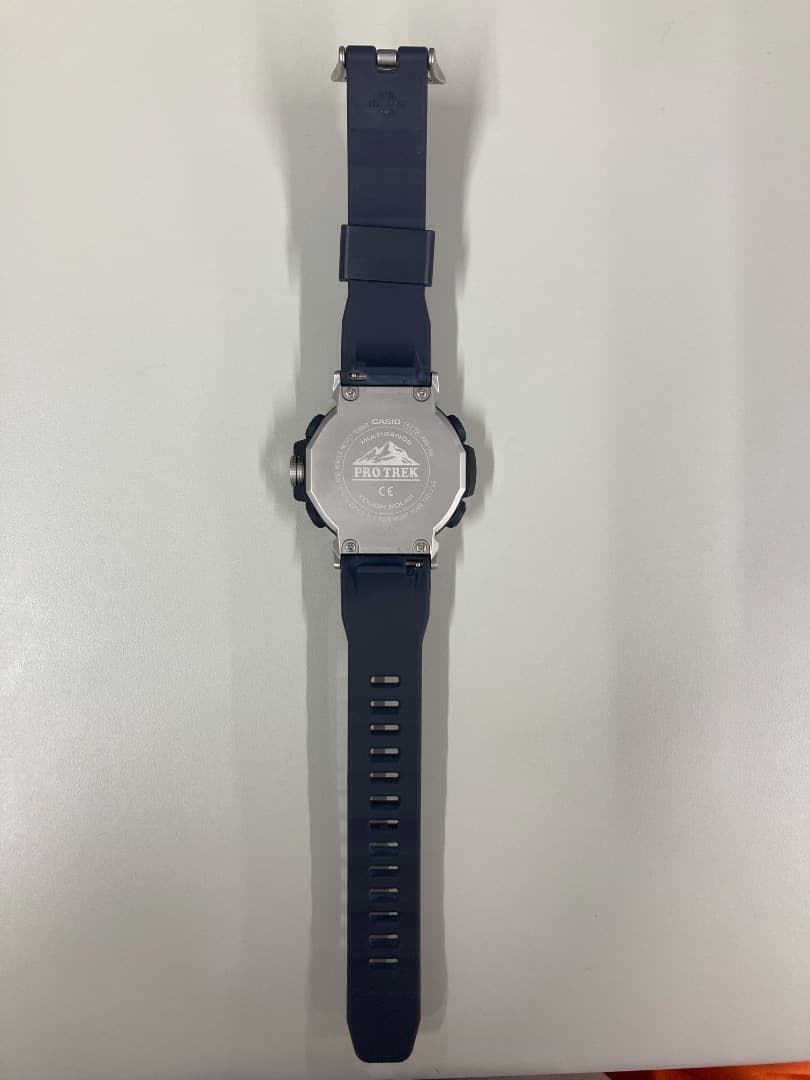 【セール始めます】PRO TREK ネイビー 防水時計