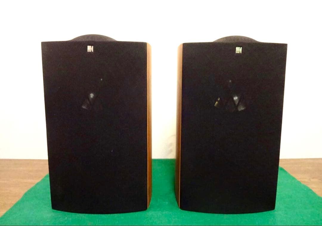 KEF IＱ３　ブックシェルフ型同軸スピーカ