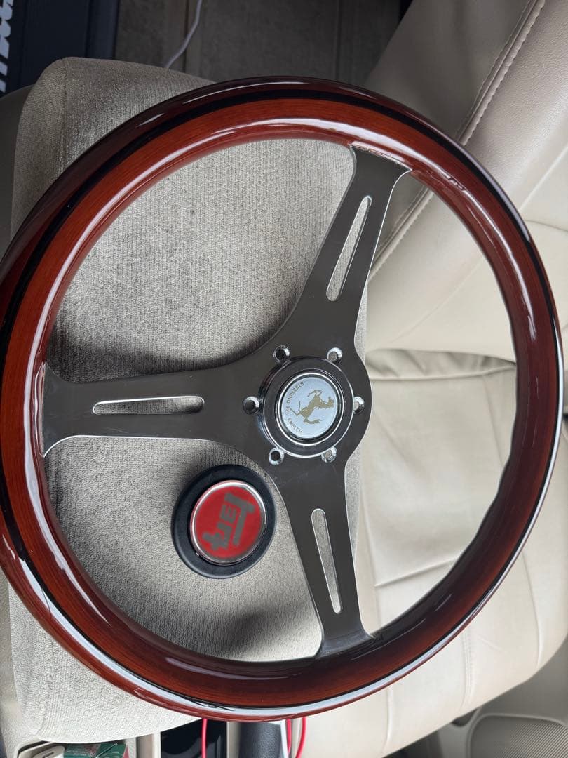 ウッドステアリングとボススペーサーセット