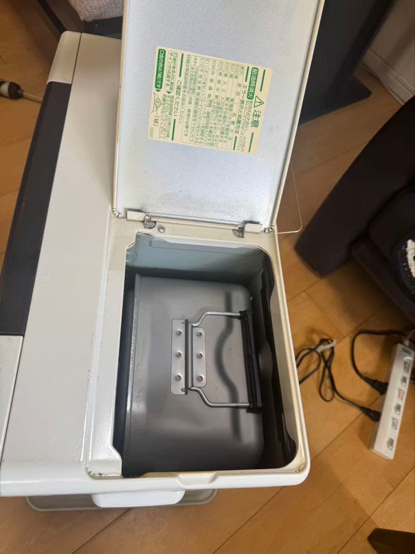 ダイニチ　ブルーヒーター　石油ファンヒーター　　FW-7217SDX