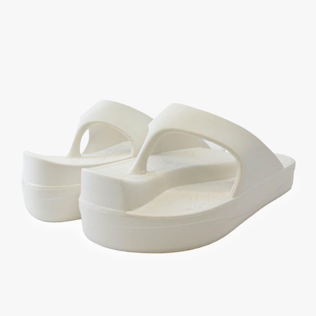 あぴ★★  Racbaki ラクバキ イージーサンダル ホワイト