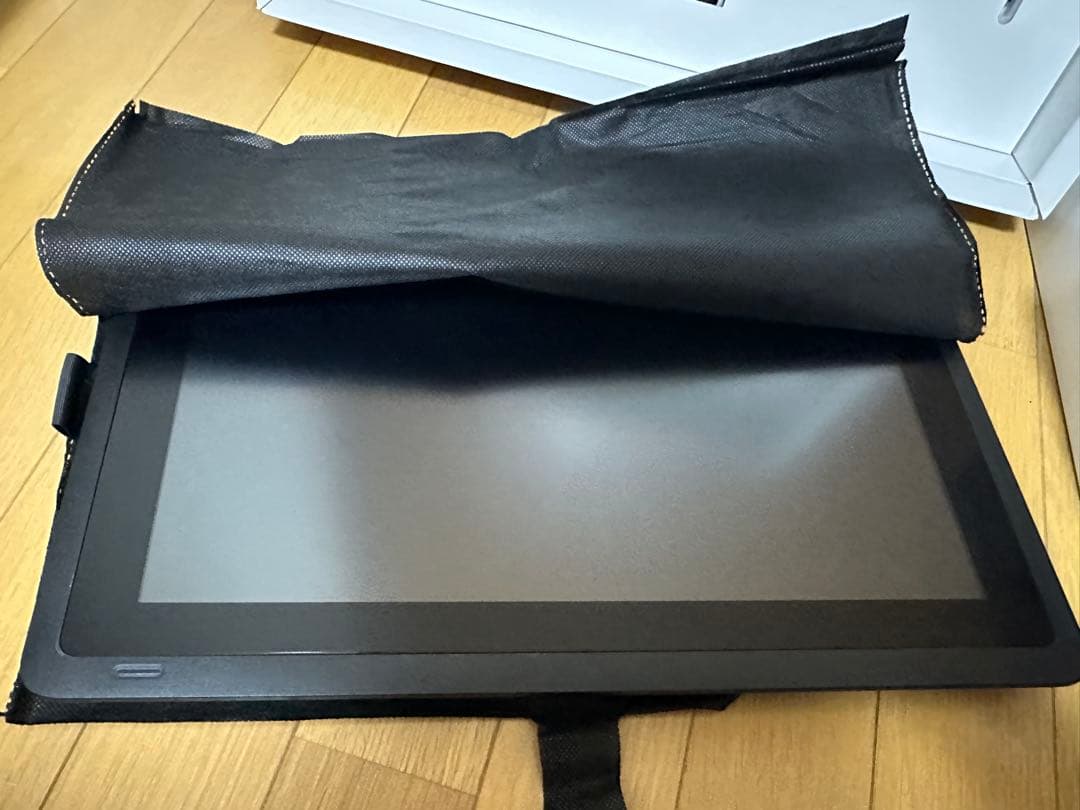 Wacom Cintiq 16 FHD 液タブ