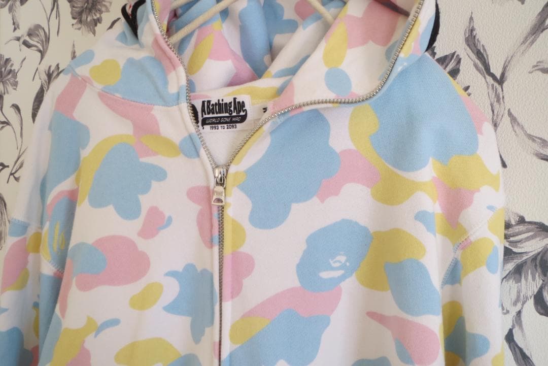 A Bathing Ape パーカー Mサイズ　シャーク