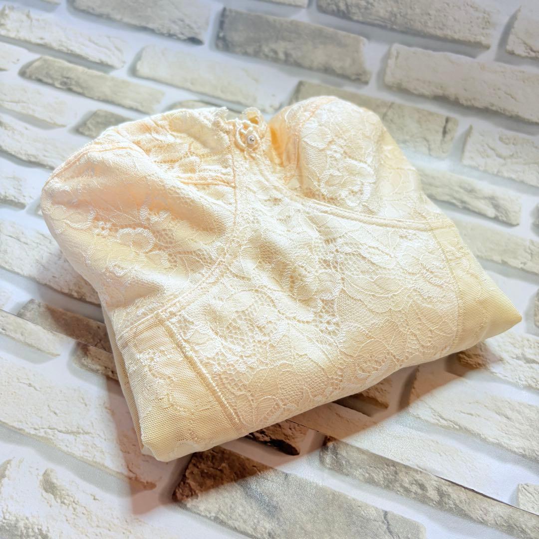 新品未使用　シャンデール　D80 （ピエゾメッシュ）ボディースーツ補正下着　夏用