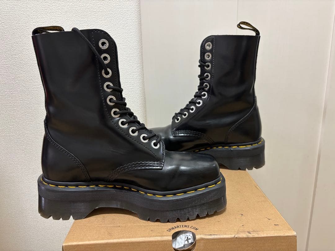 Dr. Martens 1490 QUAD SQUARED 10ホール　厚底