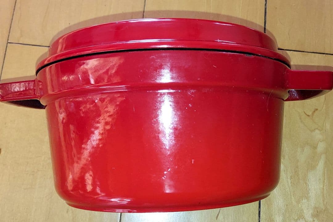 【美品】ストウブ ピコ ココット ラウンド チェリー 20cm