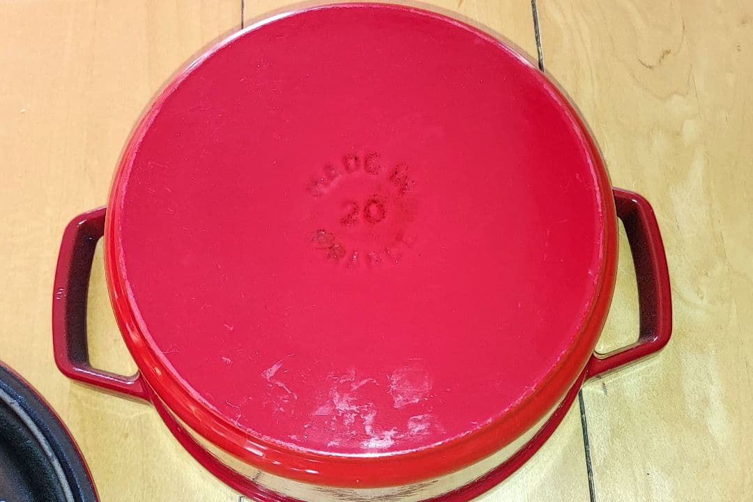 【美品】ストウブ ピコ ココット ラウンド チェリー 20cm