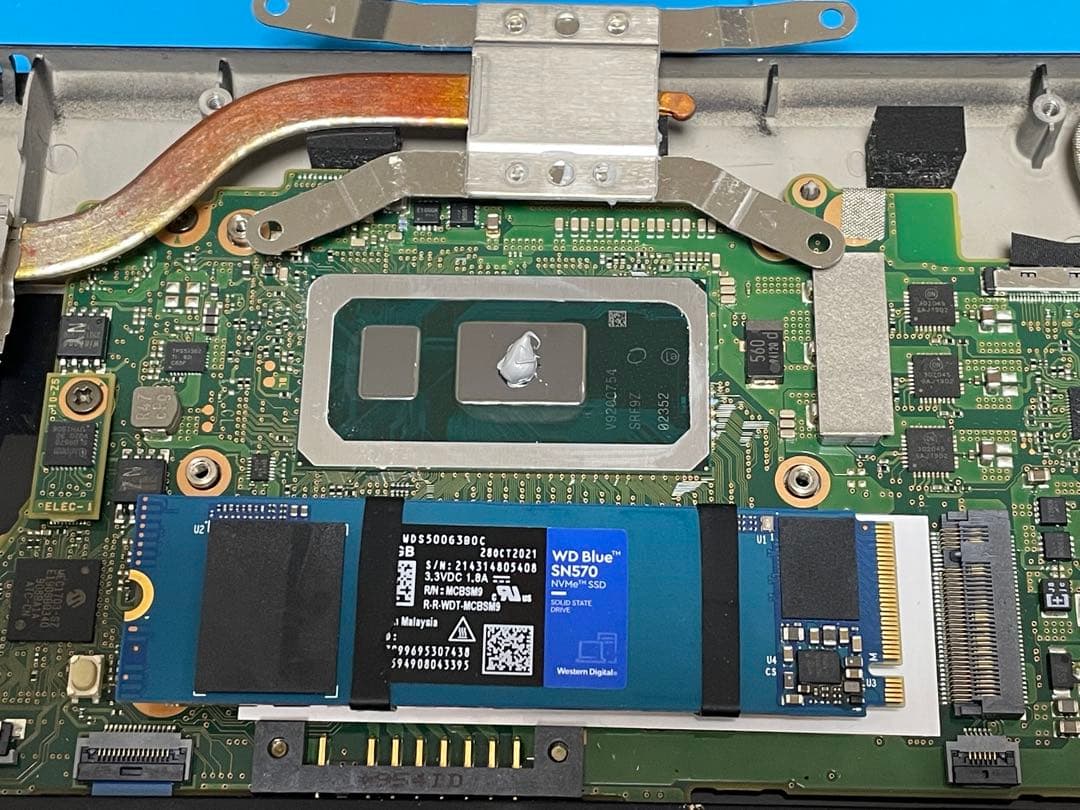 整備済LifbookU939／A i5 8365U M.2 NVMe 500GB