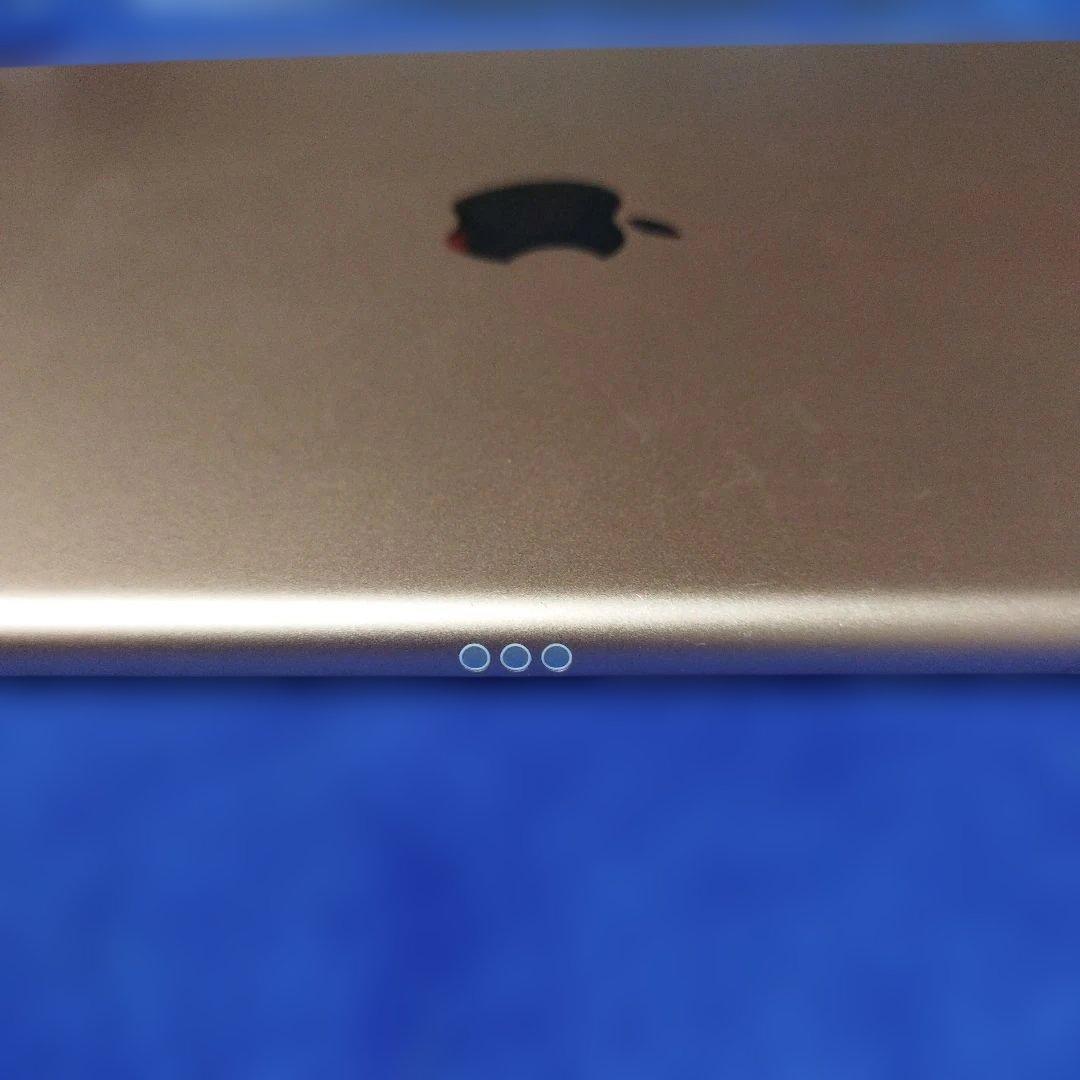iPad 第7世代 セルラーモデル 32GB