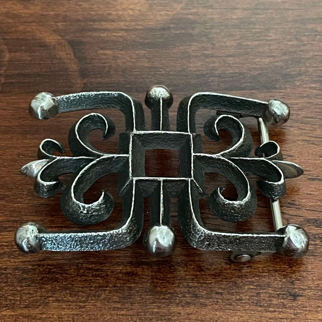 Aaron Anderson アーロンアンダーソン　トゥファキャスト　バックル