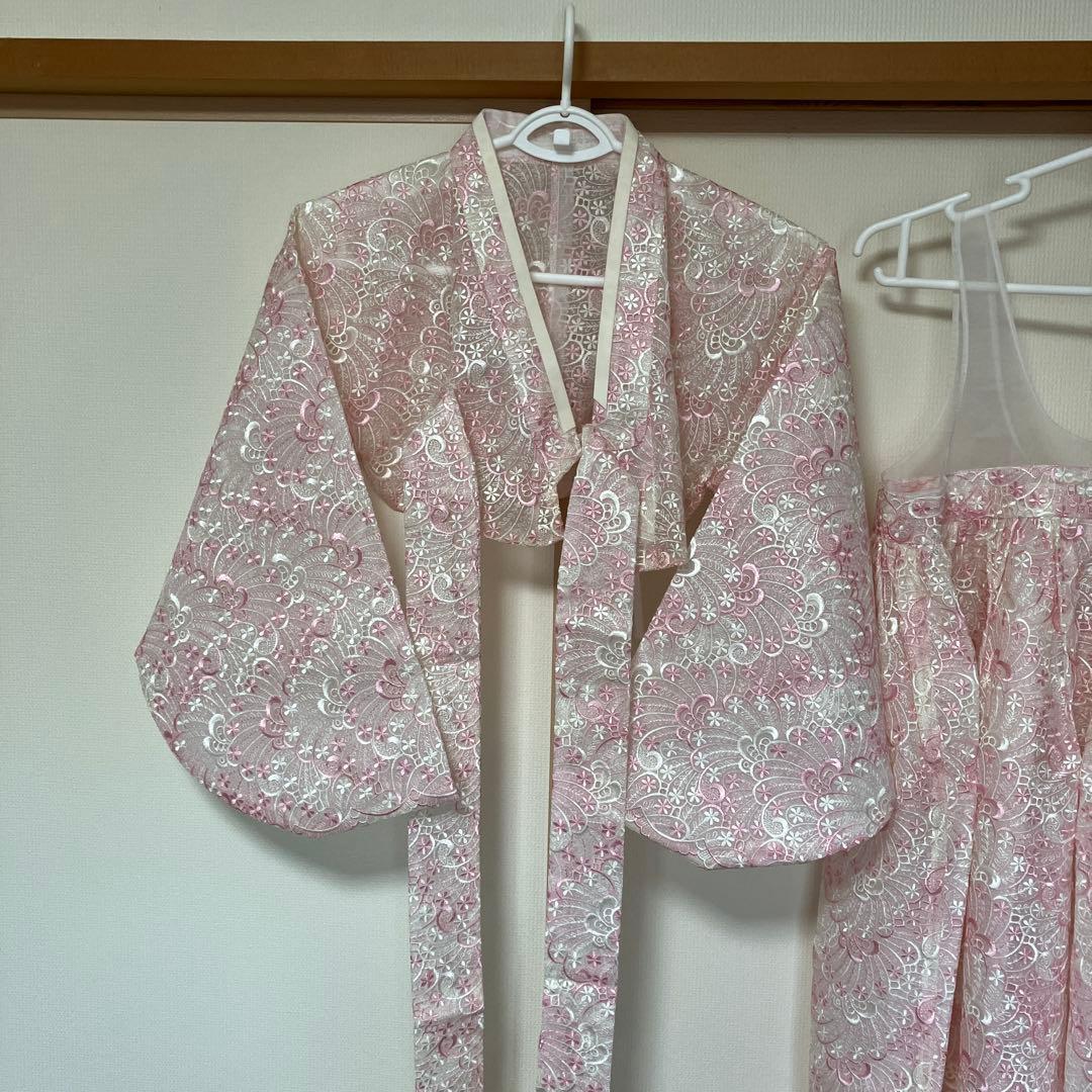チマチョゴリ　淡いピンク色　総レース柄　韓服