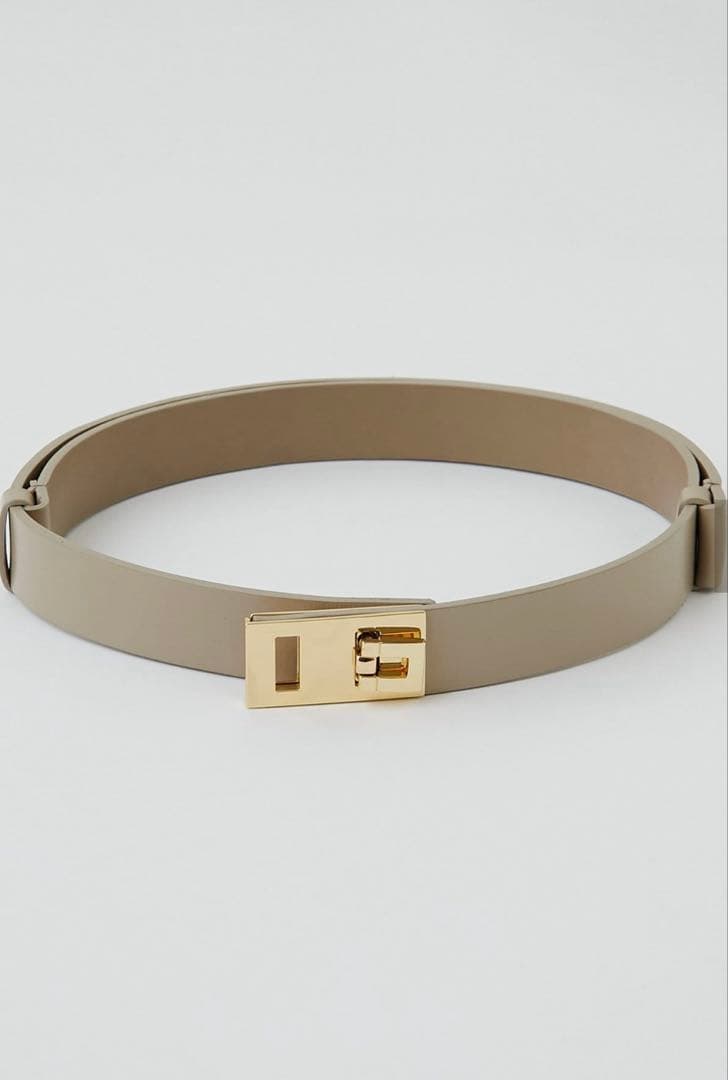 【新品未使用】ガリャルダガランテ スクエアバックルベルト