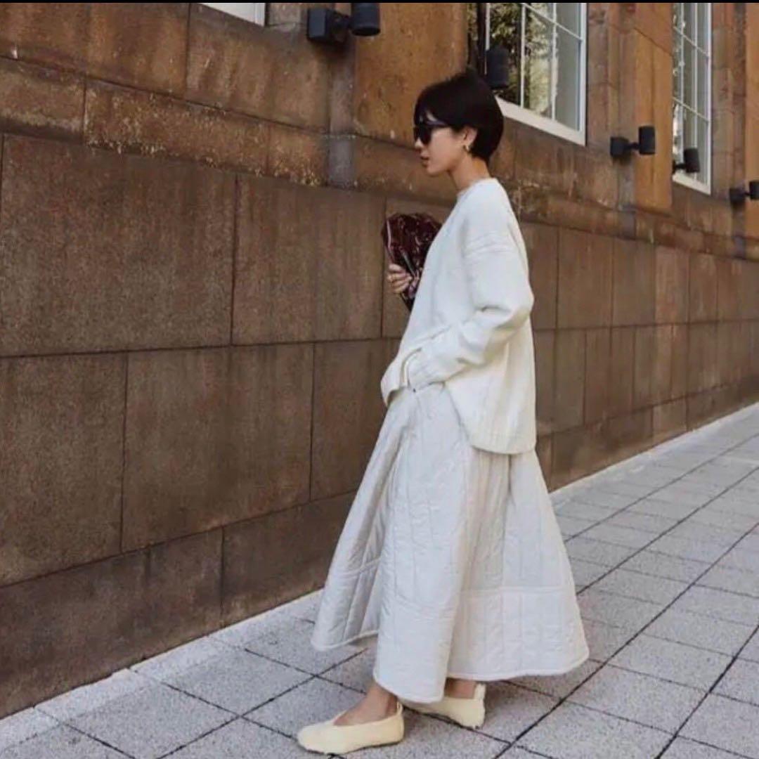 美品　キルティング フレアロングスカート