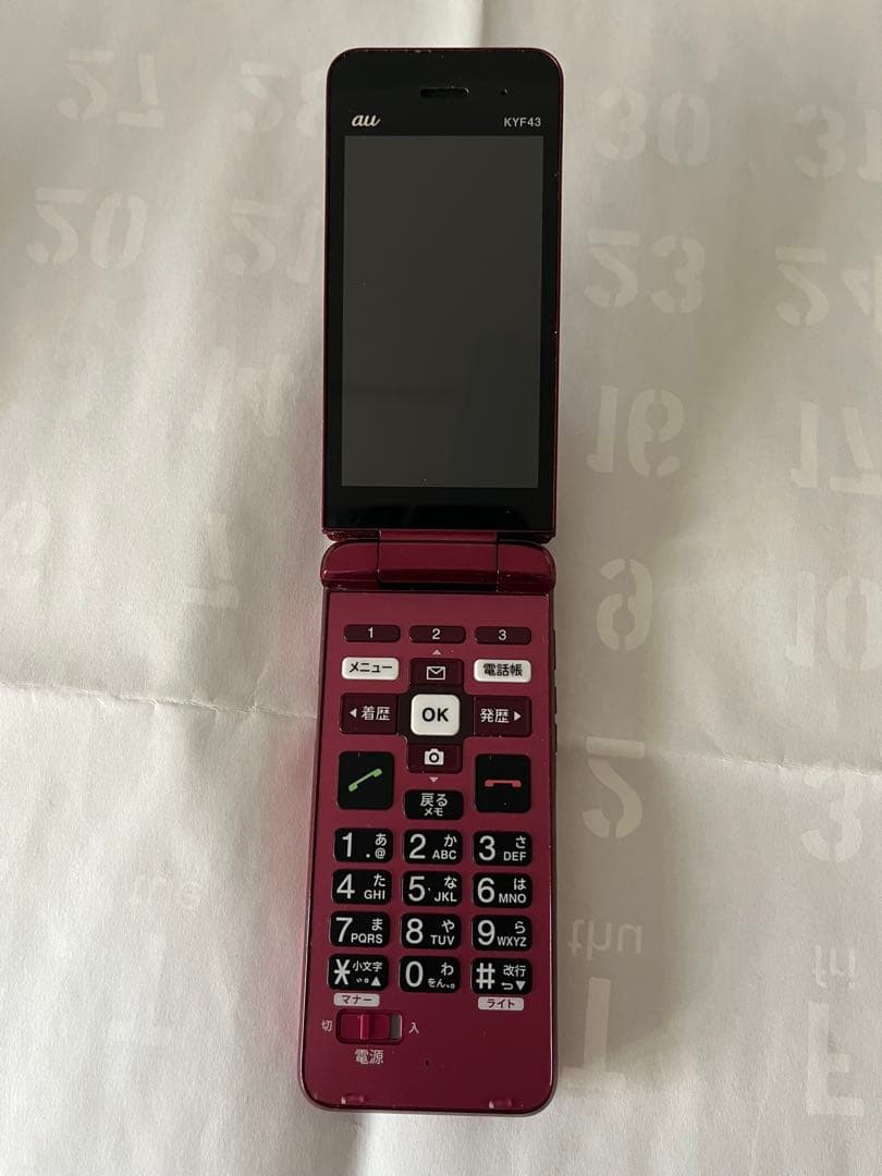 au KYF43 赤 折りたたみ式携帯電話 本体