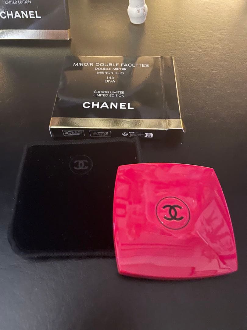 【専用: ホワイトジャスミン様】シャネルミラー