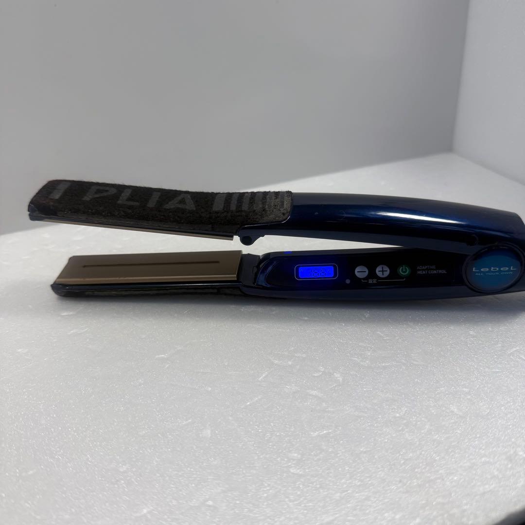 プラス93 ルベル　プライア　ストレートアイロン　LEBEL PLIA　美容室