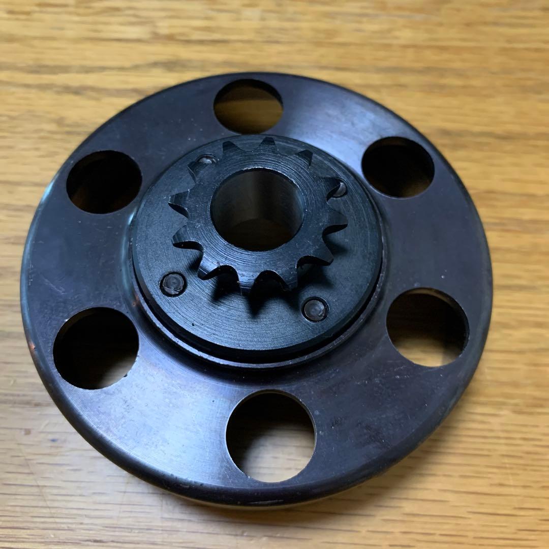 レーシングカート KT100SEC クラッチアウター と 215ドライブギア