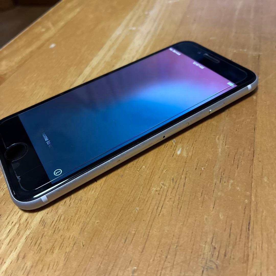 Apple iPhone SE 第二世代(ホワイト) 本体 128GB