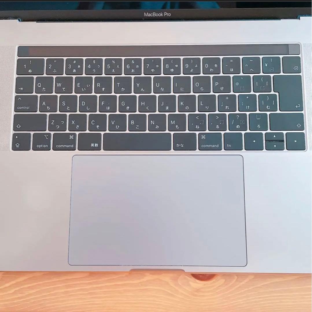 MacBook pro 15インチ 2019 i9 メモリ32GB
