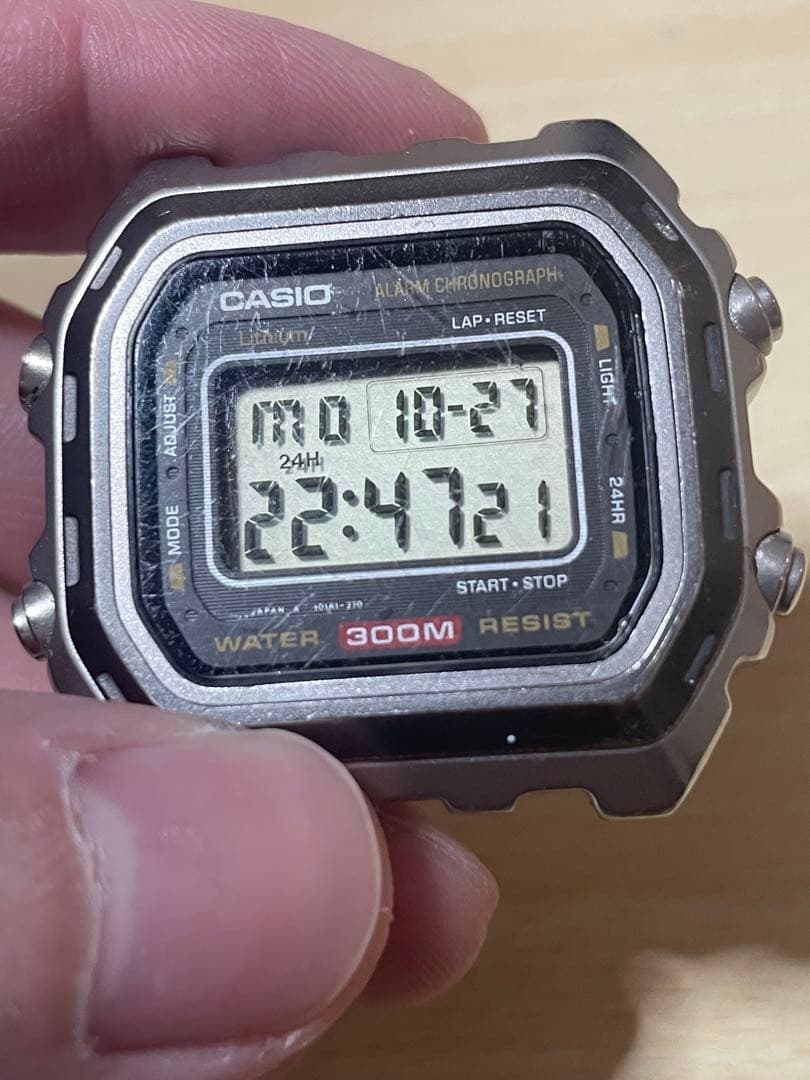 dw-3000 casio カシオ　the tank 300m防水