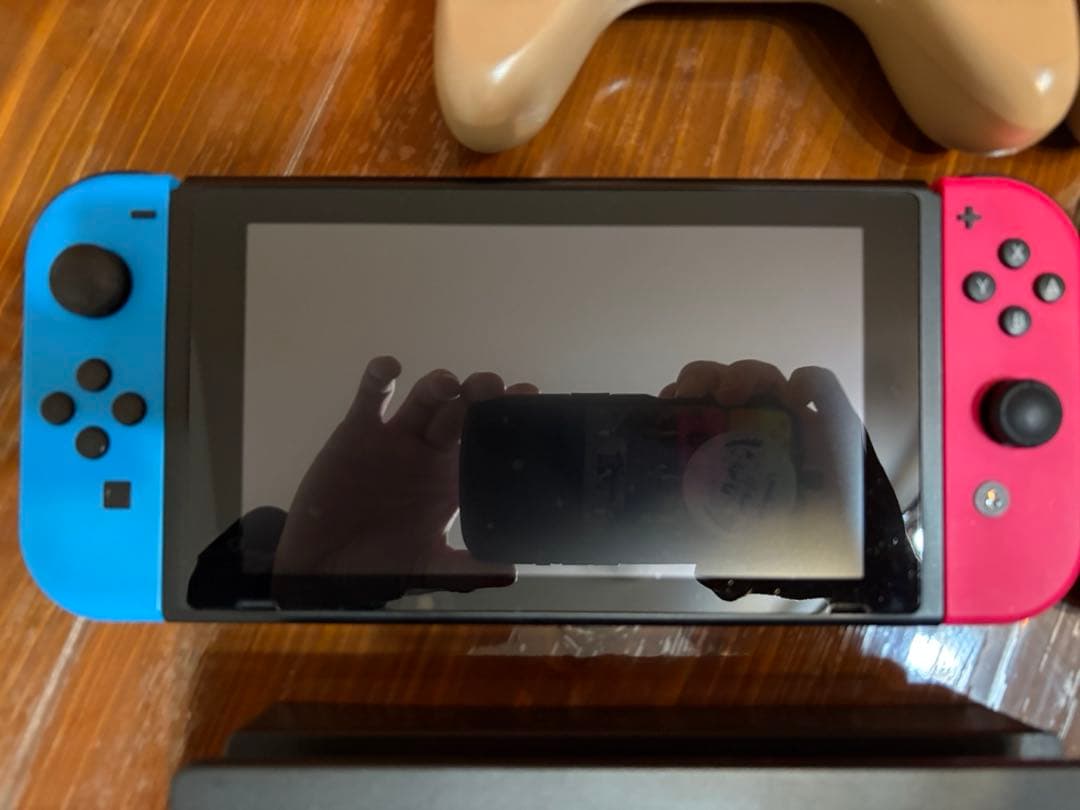 Nintendo Switch 本体 付属品　収納ケース付き