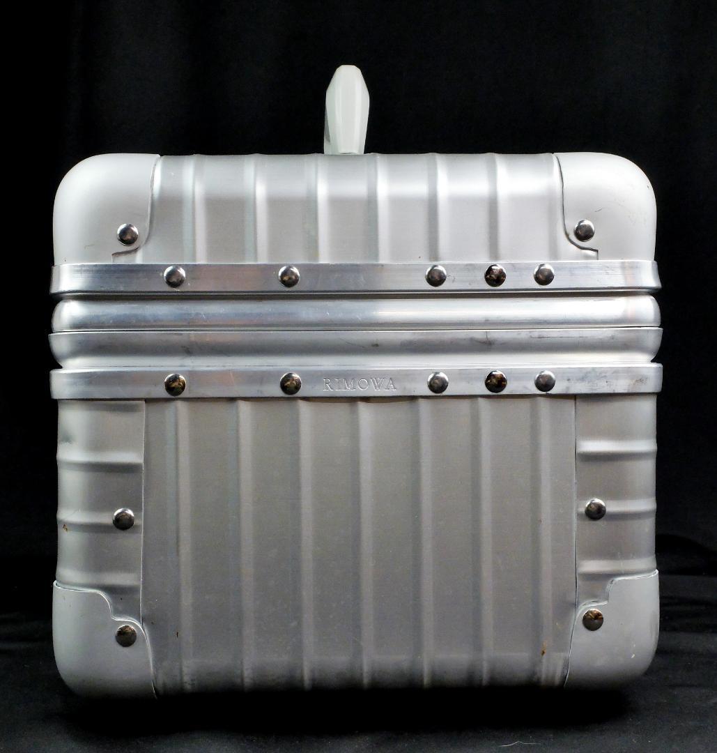 リモワ 946.38『OPAL』アルミ・ビューティケース 17L （美品）鍵付き