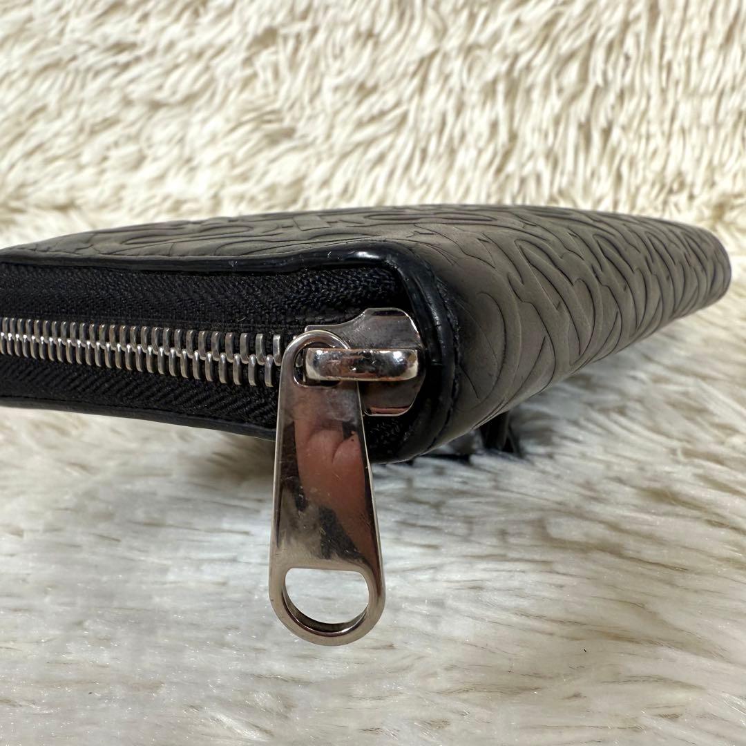 バーバリー Burberry ラウンドファスナー長財布 TBモノグラム エンボス