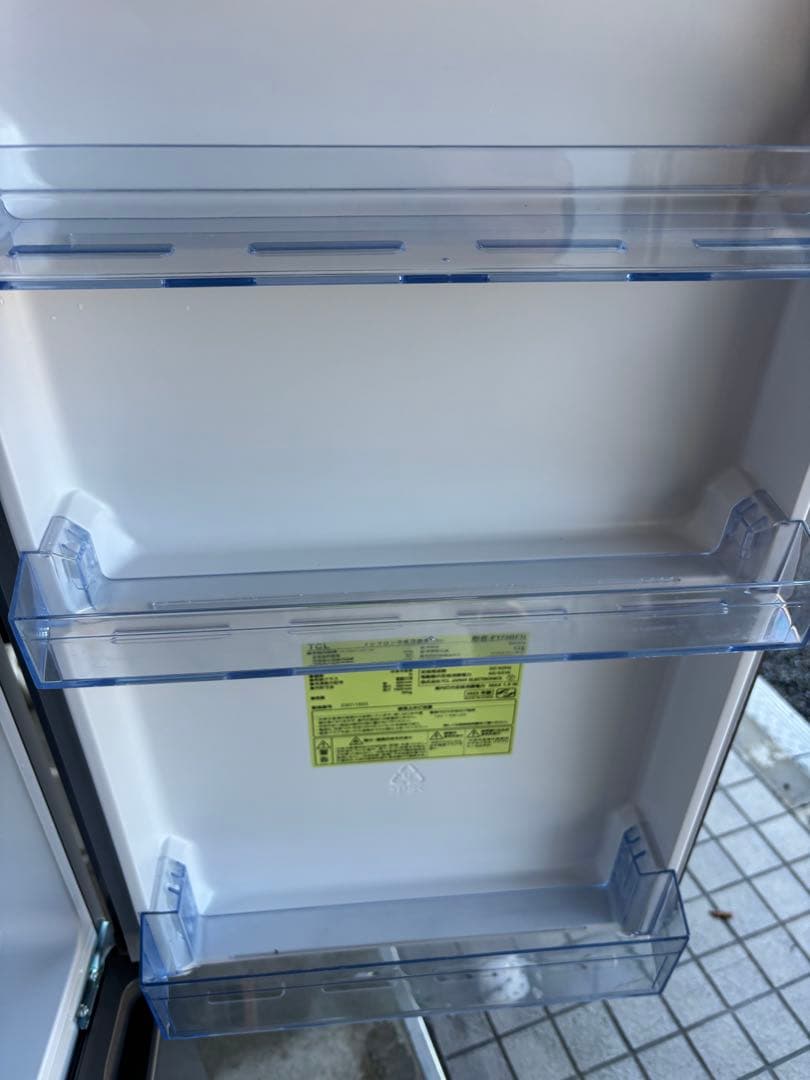 TCL 2023年製 2ドア冷蔵庫 173L 静音、省エネ設計 スリムサイズ