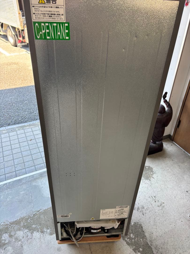 TCL 2023年製 2ドア冷蔵庫 173L 静音、省エネ設計 スリムサイズ