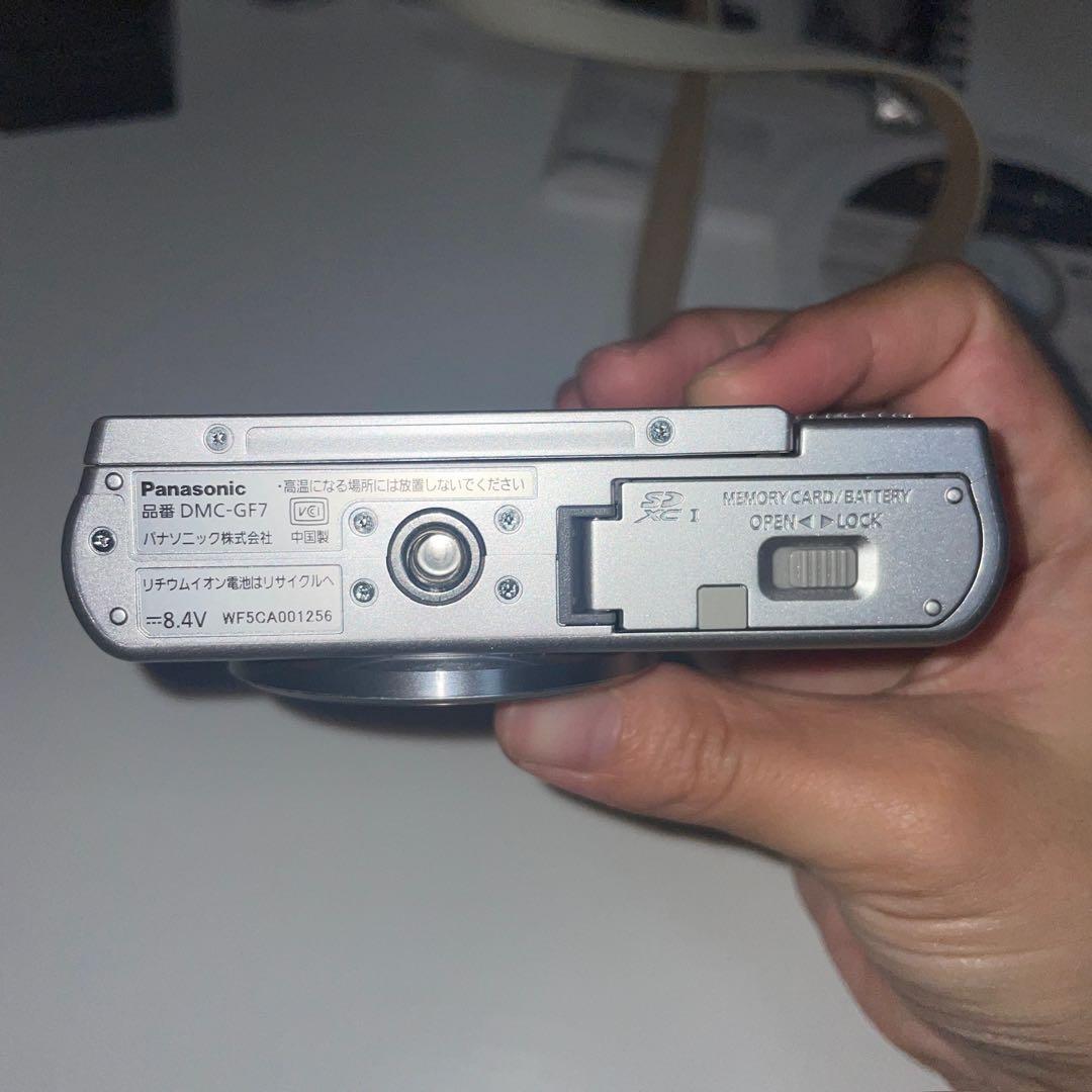 早い者勝ち！LUMIX DMC-GF7W ミラーレス一眼　美品　別売り付属品付