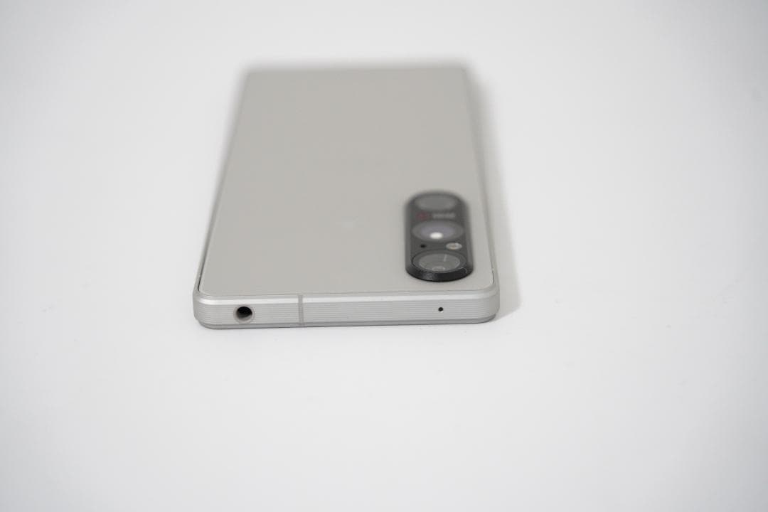 XQ-DQ44 SONY Xperia 1 V プラチナシルバー 512GB